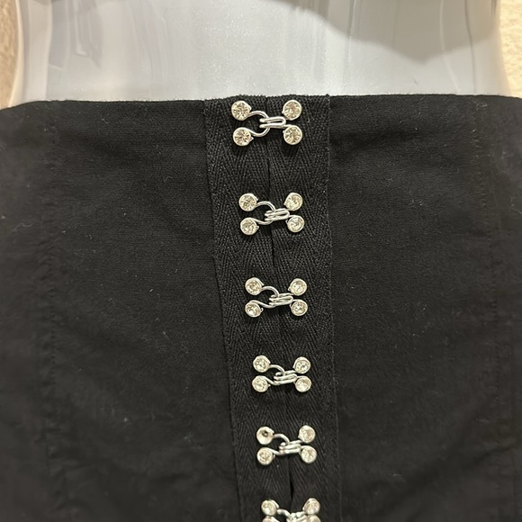 HOT & DELICIOUS 2 Piece Miniskirt and Crop Top Set Clubwear, Size M, NWT - Picture 3 of 10